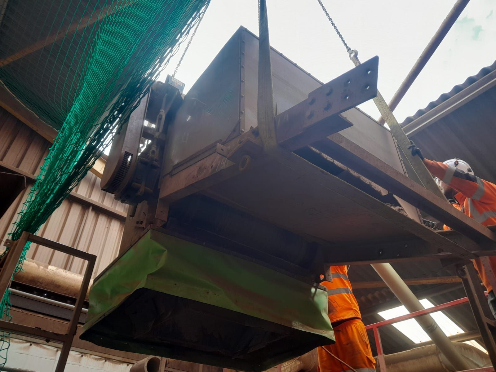 Craven Fawcett Maintenance Project-Convertor Head Lifting